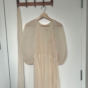 Pleated puff sleeve midi dress - Champagne